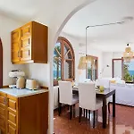 Balcon De Europa In By Solaga Homes アパート ネルハ