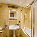 Balcon De Europa In By Solaga Homes アパート ネルハ