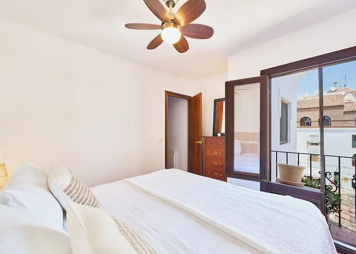 דירה Balcon De Europa In By Solaga Homes נרחה